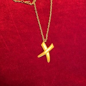 2/15 X Necklace lightweight costume kiss